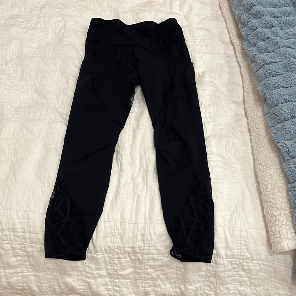 lululemon leggings size 4!! 25 inch